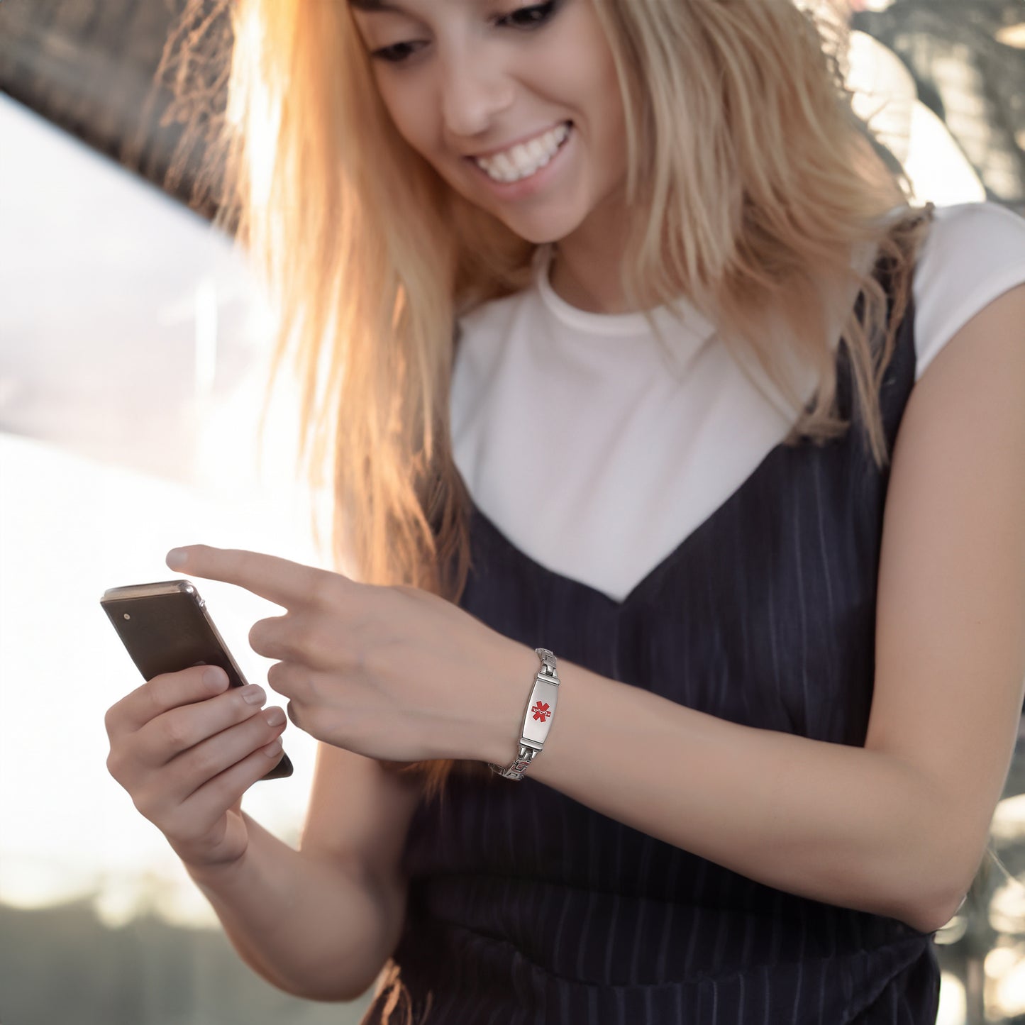 Fashion Lady Stainless steel Medical Alert id Bracelets with Free Engraving