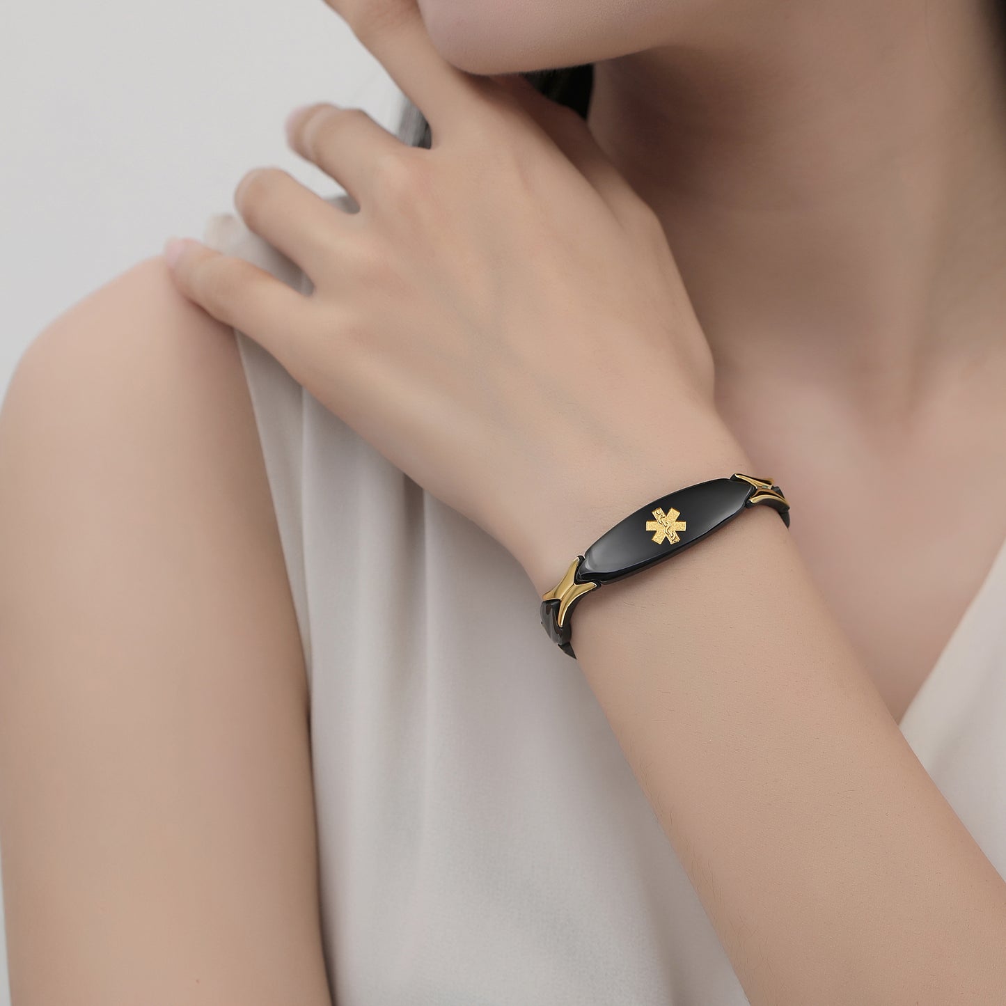 LinnaLove Fashion Shiny medical alert bracelet with Free Engraving Stainless steel Medical id bracelet for Women