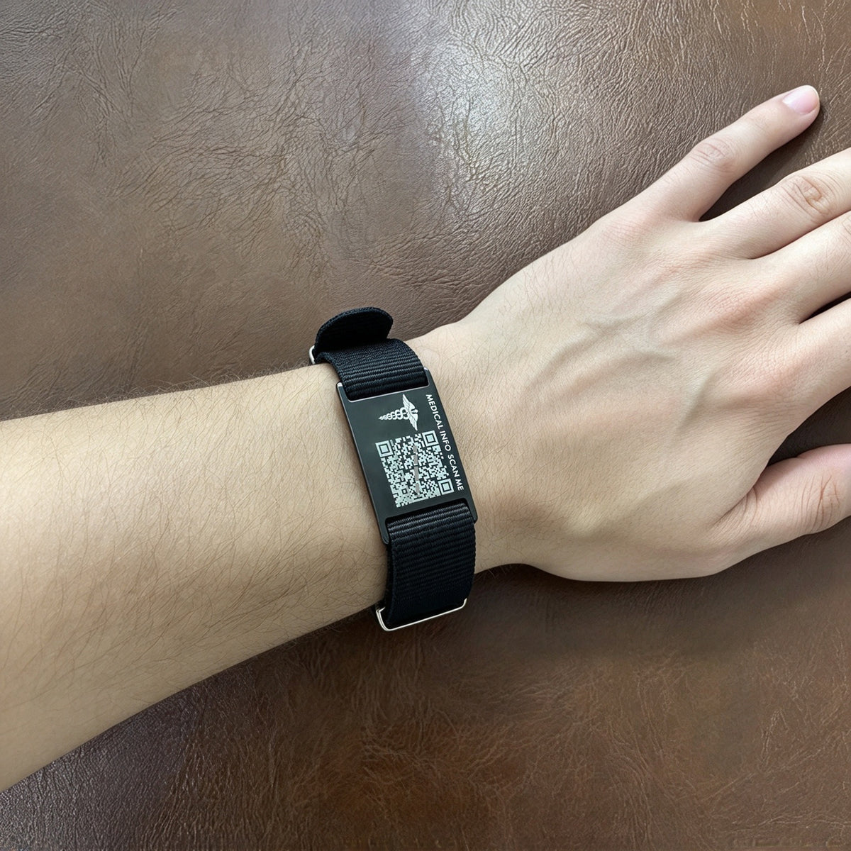 QR Code Medical ID Bracelet | Sport Canvas Waterproof Medical Alert Bracelet for Sports & Outdoor