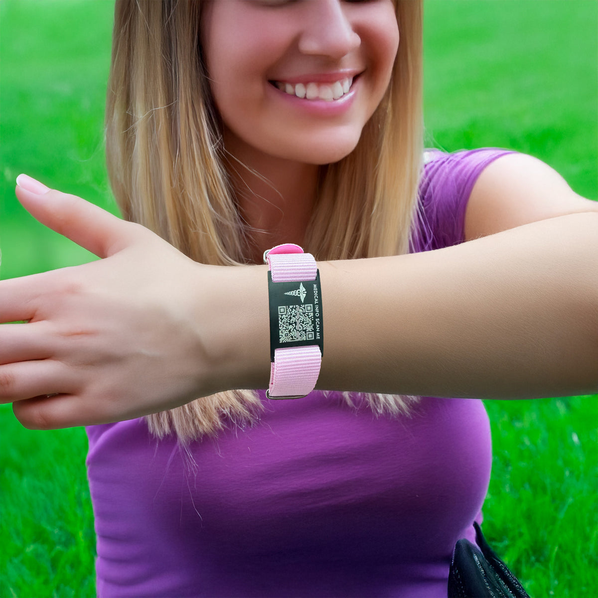 QR Code Medical ID Bracelet | Sport Canvas Waterproof Medical Alert Bracelet for Sports & Outdoor