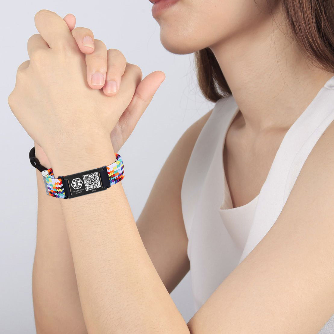 Medical ID Bracelet with QR Code for Women Men, Silicone Adjustable QR Code Medical Alert Bracelets,Dynamic Web Information