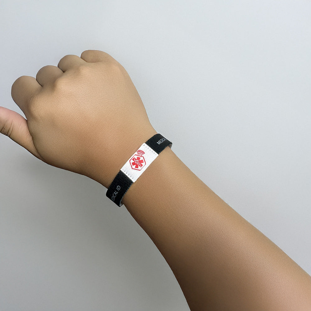 Medical ID Bracelet with QR Code for Women Men, Silicone Adjustable QR Code Medical Alert Bracelets,Dynamic Web Information